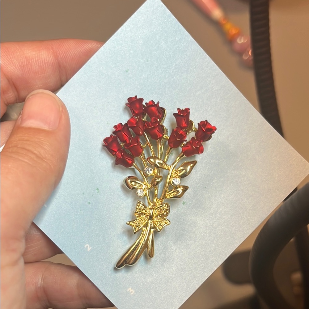 Elegant Red Rose Bouquet Brooch with rhinestones